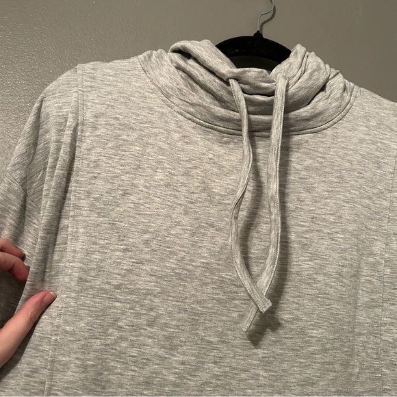 NWT 32 Degrees Heat Grey Sz Medium Mock Neck SOFT Tunic Top Blouse! - Picture 4 of 12